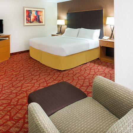 Holiday Inn Express Roseburg By Ihg Exterior foto